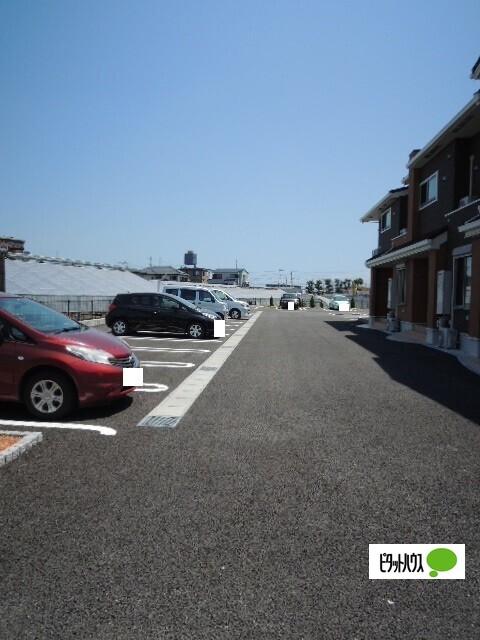 ハイスピリッツＡ（103） 駐車場