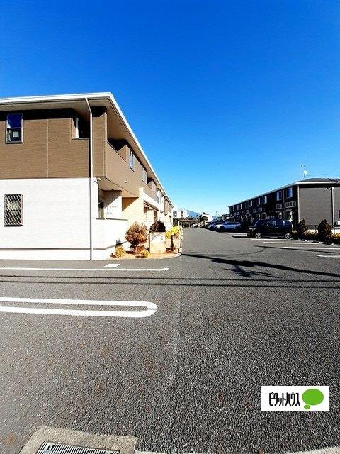 グリシーヌⅡ（105） 駐車場