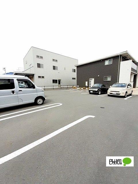 ＭＡＲＵ　Ｂ（206） 駐車場