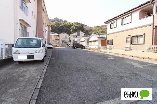 リバーヒルⅠ（101） 駐車場