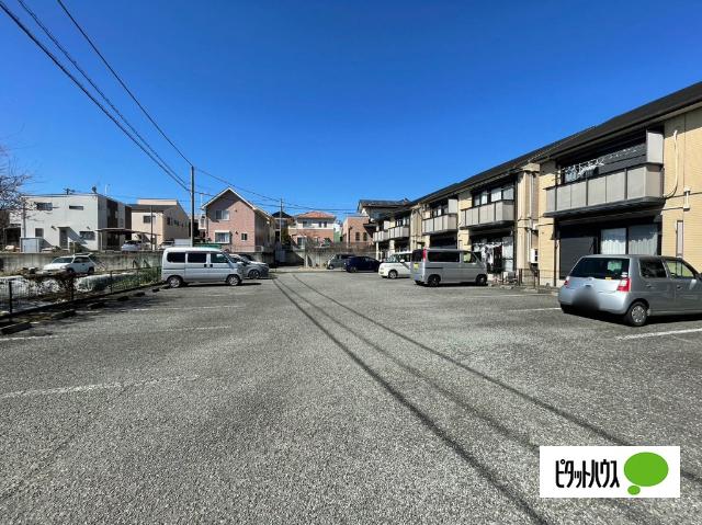 フロントファーム（C201） 駐車場