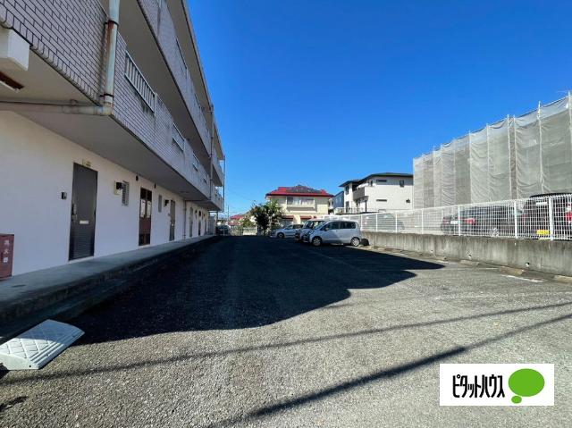 やまぼうしVillageⅡ（101） 駐車場