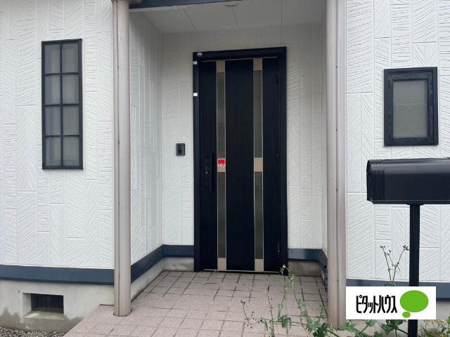 西添町戸建（C） エントランス
