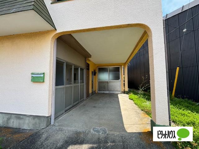 津田作業所付事務所 ロビー
