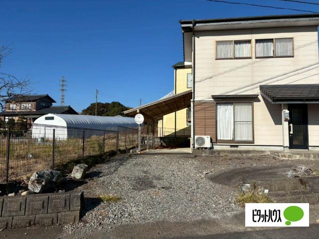 富士市中野一戸建 駐車場
