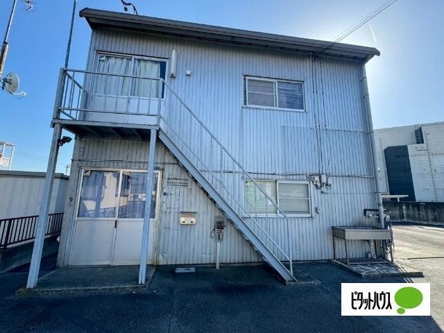 八代町貸事務所 外観