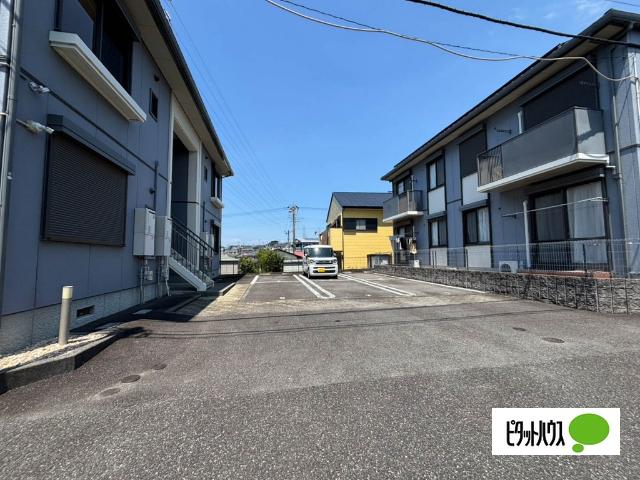 Ｓｕｎｍａｌｌ　Ａ（201） 駐車場