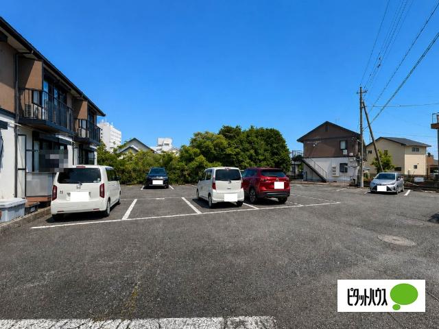 グランシャリオ泉Ｂ（101） 駐車場