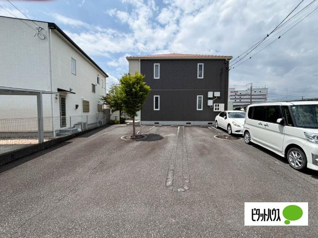 ジャビット田中町（201） 駐車場