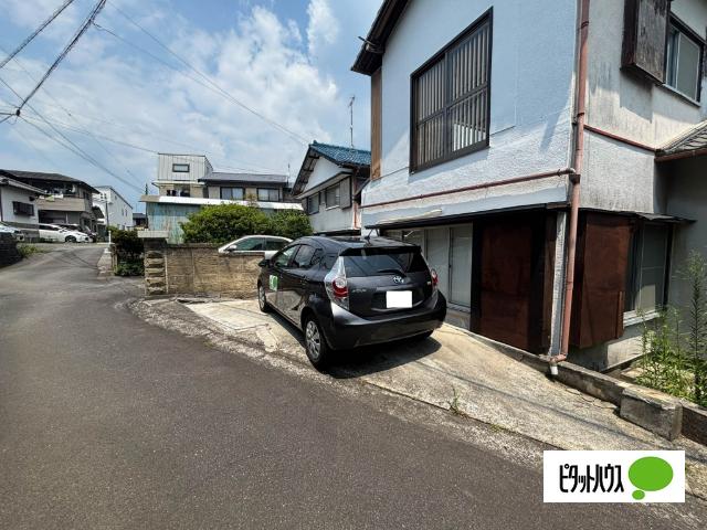 春風とこもれびの家 駐車場