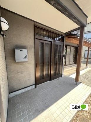岩本住宅 エントランス