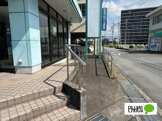 中央町1丁目テナント ロビー