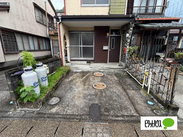 蒲原戸建 駐車場