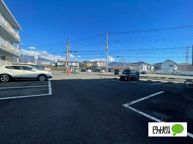 エスカーザB 物件画像