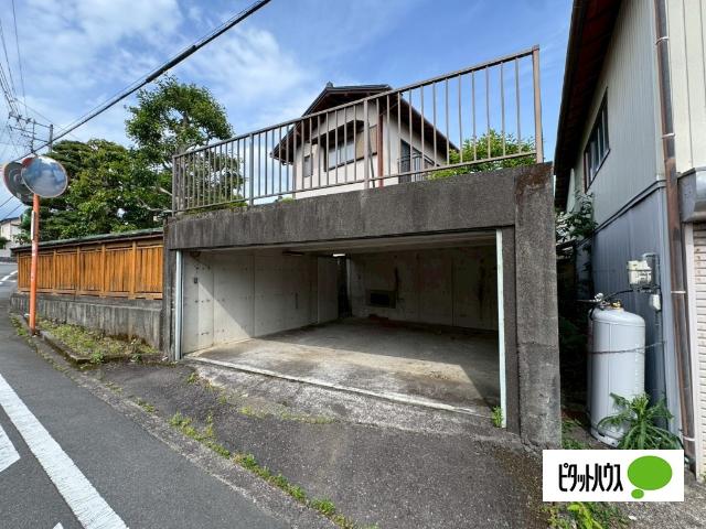 富士宮市小泉中古住宅 駐車場