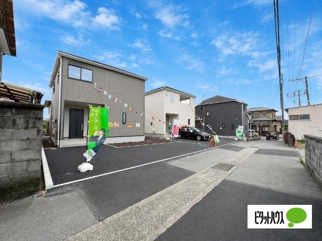 富士市入山瀬新築建売第9-1号棟 前面道路含む現地写真
