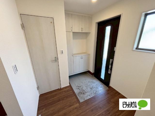 富士市厚原新築建売2期1号棟 玄関