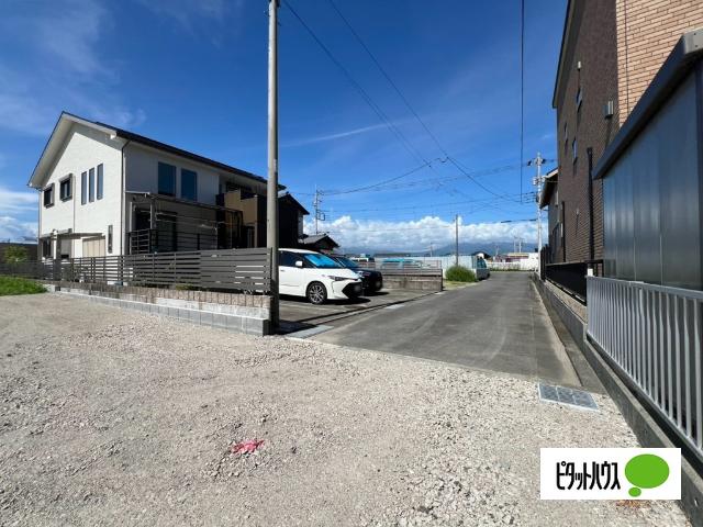 富士市森島新築建売第16-1号棟 前面道路含む現地写真