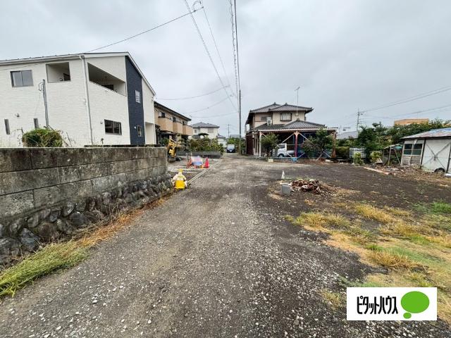 富士宮市城北町新築建売第2-2号棟 前面道路含む現地写真