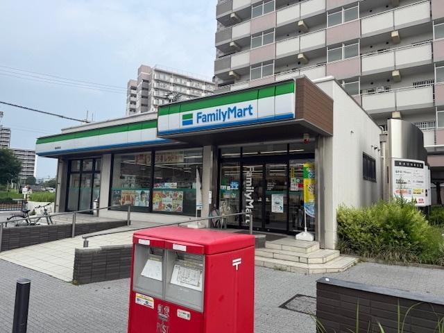 ファミリーマート豊成団地店