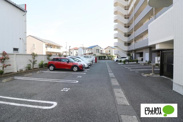アーバンシティ富士・中央町 駐車場