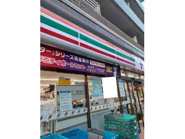 セブンイレブン港区麻布十番3丁目店：91m