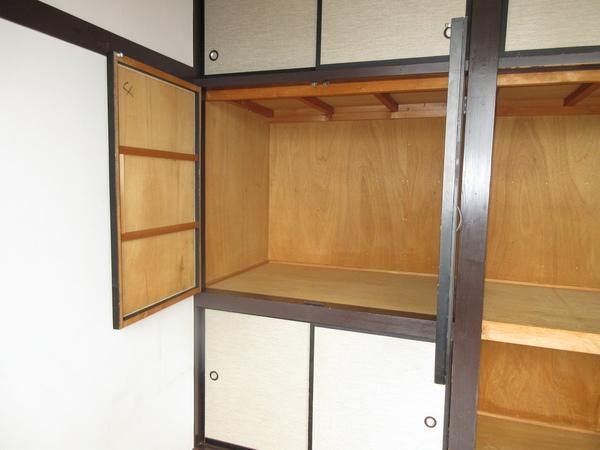 平栗ビル 収納