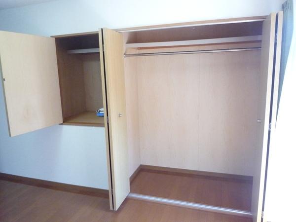 ブルースカイ吉田（101） 収納