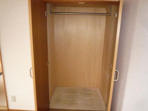 コーポまどか 収納