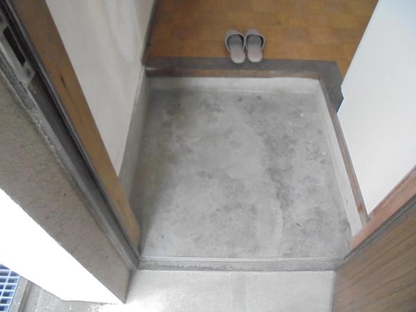 三津屋コーポ 玄関