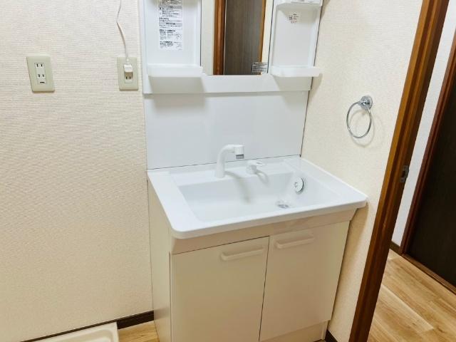 Surplus　Twoハイマート明金C 洗面