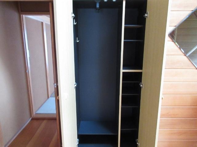 千代戸建 収納