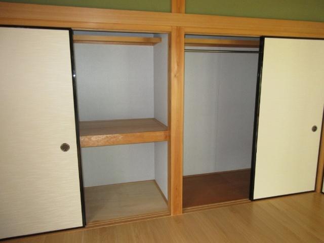 千代戸建 収納