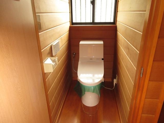 千代戸建 トイレ