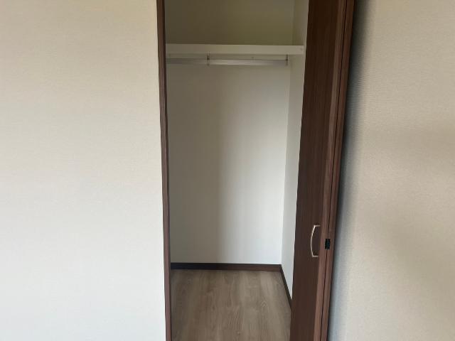 ラフィネ新井 収納