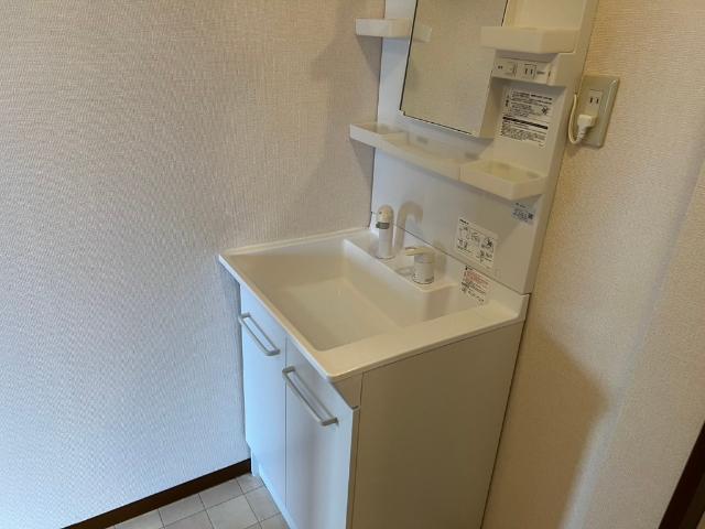 シェソワセレーノＥ・Ｆ 洗面
