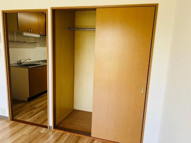 エスポワールハヤシB 収納