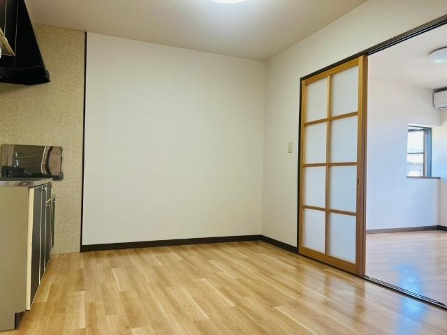 Surplus　Threeハイマート明金A キッチン