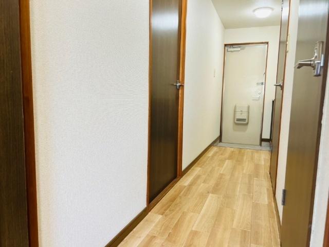 Surplus　Twoハイマート明金C 室内