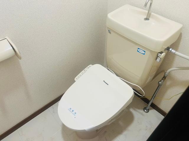 Surplus　Threeハイツ緑ヶ丘 トイレ