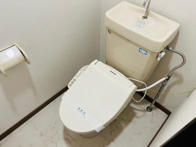 Surplus　Threeハイツ緑ヶ丘 トイレ