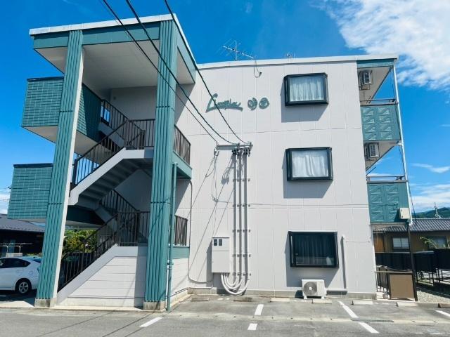 毛賀駅より徒歩11分 築26年2ヶ月 3階建の賃貸物件