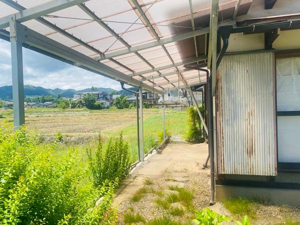 飯田市上郷別府　土地付き中古住宅 バルコニー