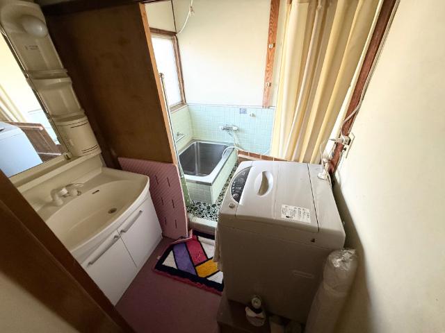下伊那郡松川町元大島中古住宅 洗面