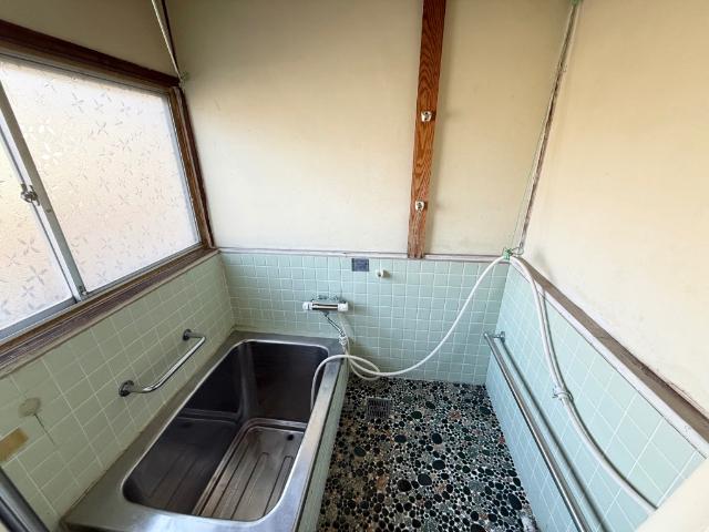下伊那郡松川町元大島中古住宅 バス／シャワー