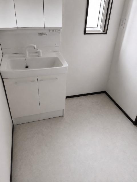 飯田市長野原　築浅中古住宅 洗面