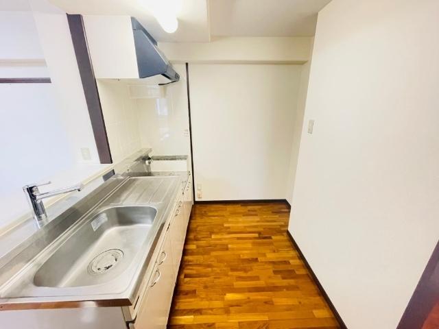 那覇市若狭アパート 部屋画像