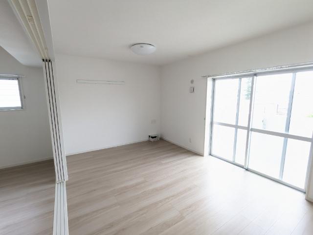 うるま市字前原アパート 部屋画像