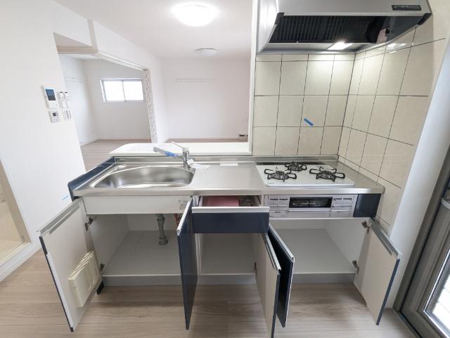うるま市字前原アパート 部屋画像