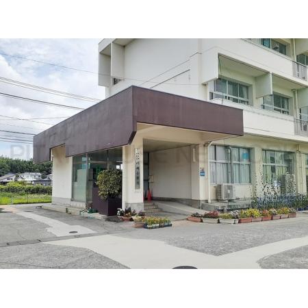 日出町立川崎小学校：750m